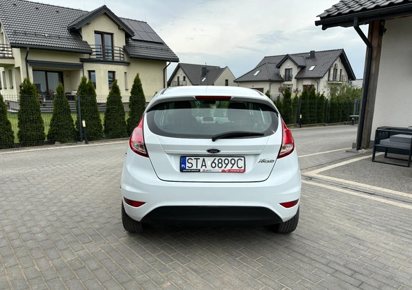 Ford Fiesta cena 27000 przebieg: 118872, rok produkcji 2014 z Góra małe 301